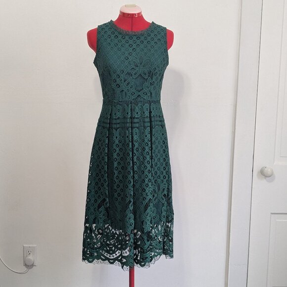 Midi Length Green Lace Dress Size Medium - Picture 1 of 10